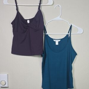 Athleta Bundle Of 2 Tank Tops  Women's Camisoles - Dark Purple and Teal Size S.